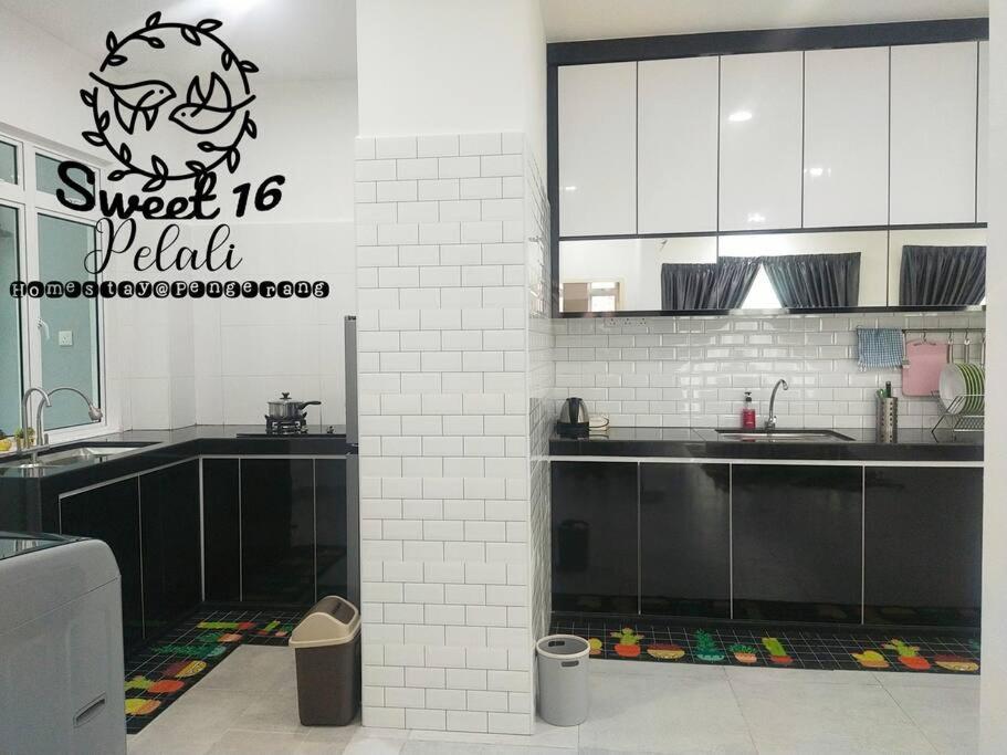 Sweet 16 Pelali Homestay Pengerang Exteriér fotografie